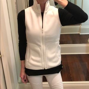 Old Navy off white fleece vest size XS